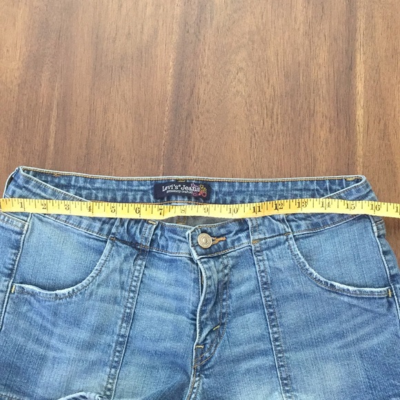 Levi’s denim shorts size 9 - Picture 6 of 7